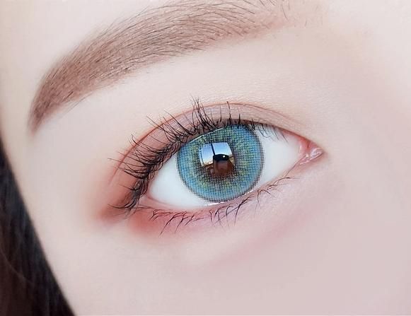 Kazzue Fantasy Blue Lens